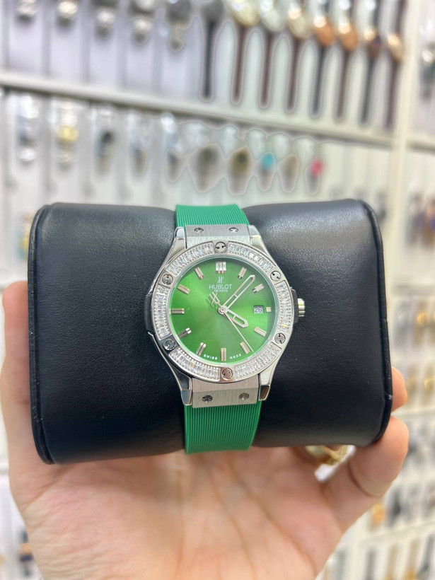 ساعت زنانه هابلوت دور نگین، ساعت مچی زنانه HUBLOT اصلی