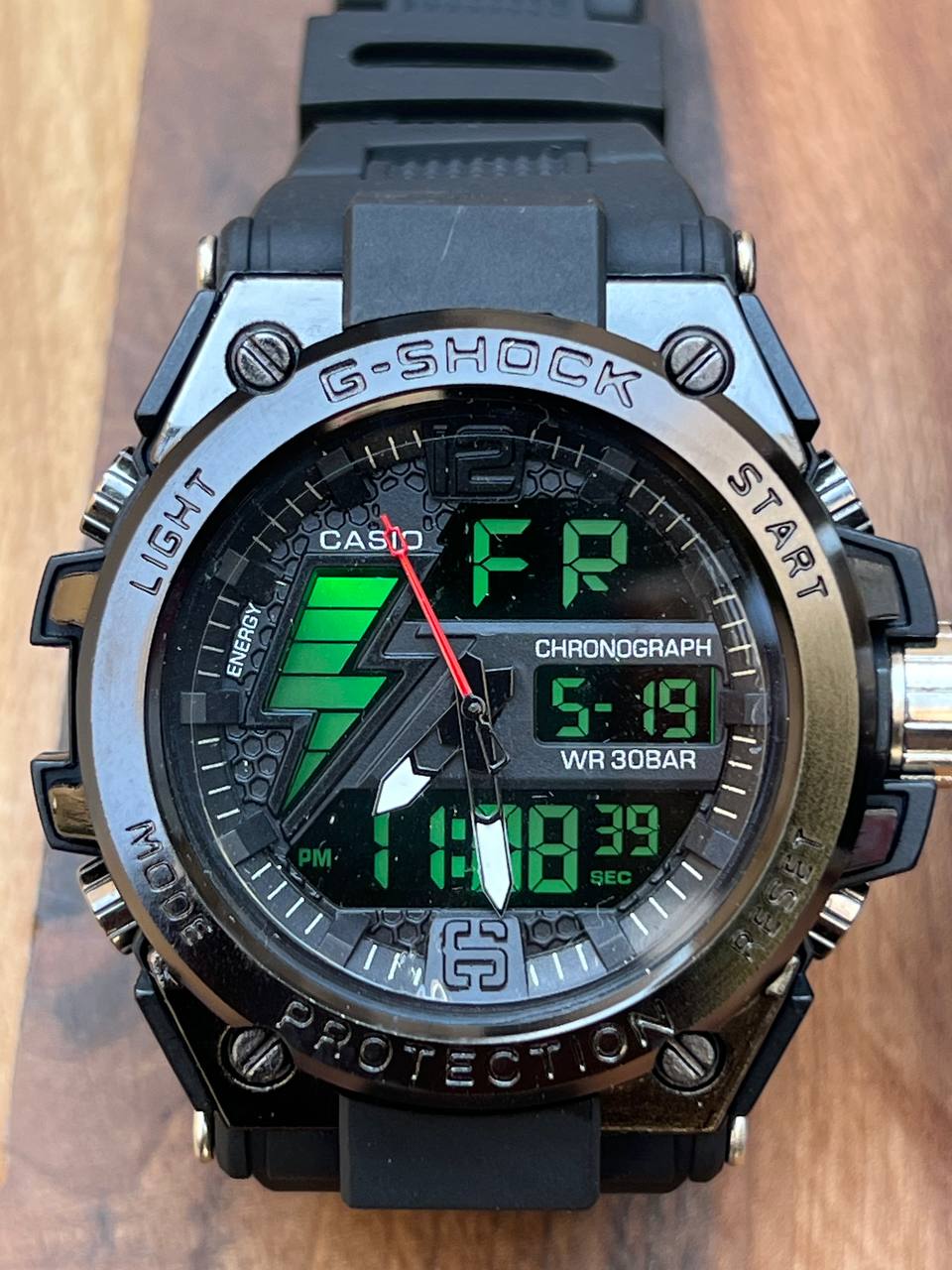 ساعت مچی جیشاک کاسیو، ساعت کاسیو جیشاک Casio