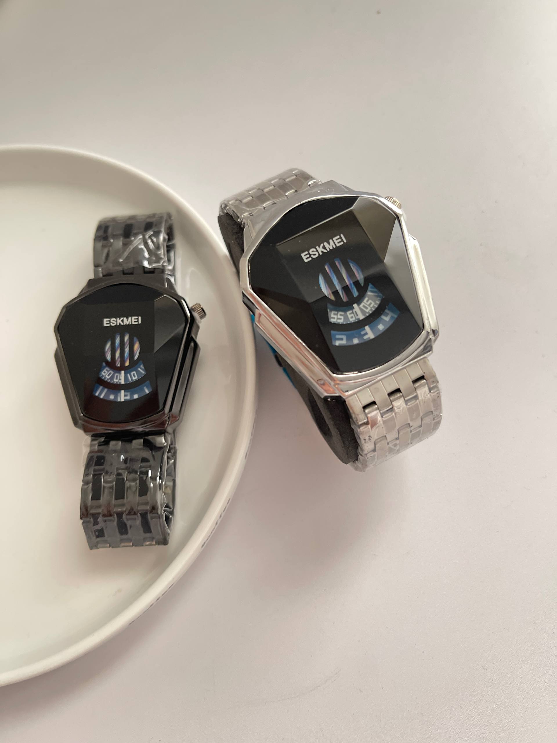 ساعت مردانه دیزل کنتوریdz4942 طلایی